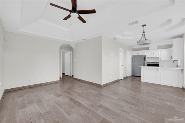 Foto del edificio - 2111 W Western Dr