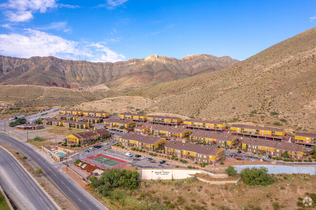 Building Photo - High Vista