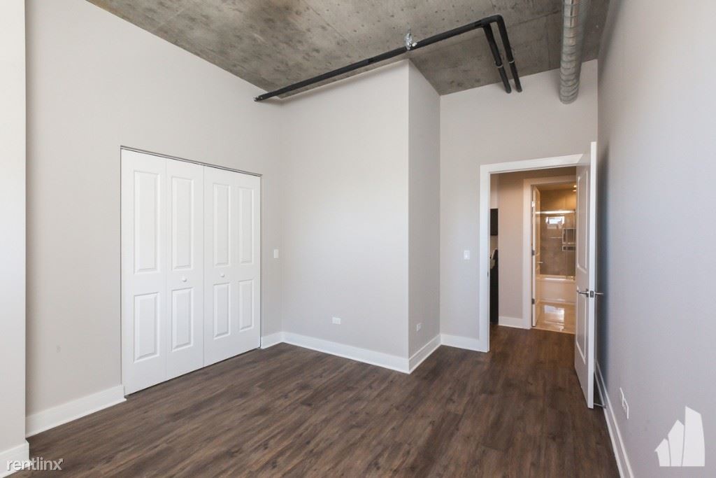 Foto principal - 3835 N Broadway