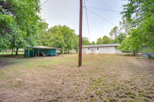 Foto del edificio - 104 W Reno Rd