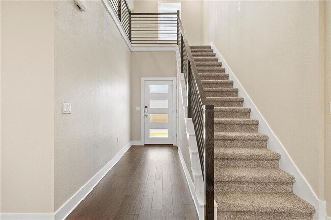 Building Photo - 15701 Oglethorpe Dr