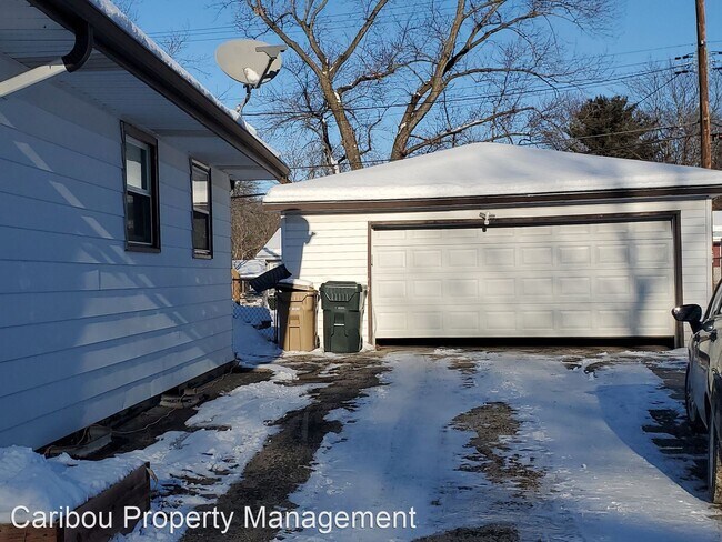 Foto del edificio - 3 br, 1.5 bath House - 1109 Timothy Ave