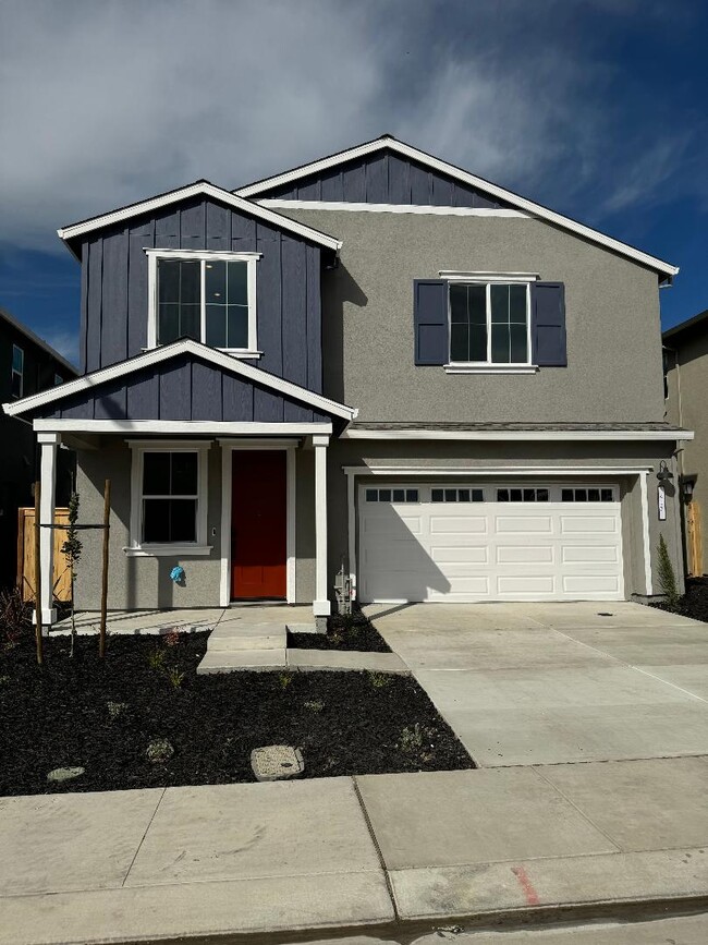 Building Photo - 457 Avendale Dr