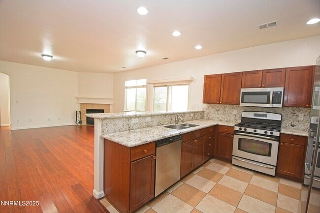 Building Photo - 1558 Teal Dr