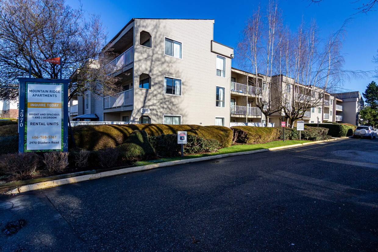 Photo du bâtiment - Mountain Ridge