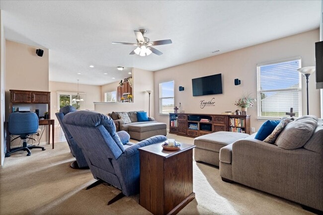 Building Photo - SPECIAL! $1,800 MONTHLY FOR A 6 MONTH LEASE!