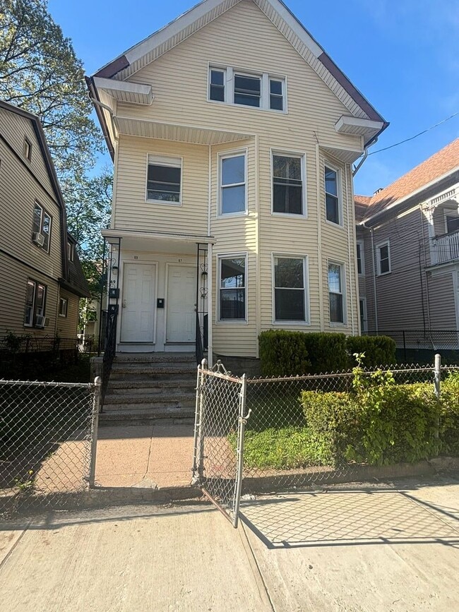 Photo - 67 Derby Ave Apartment