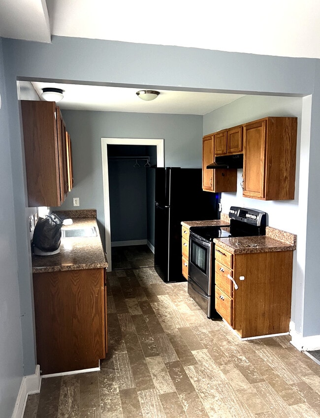 Building Photo - 4703 Potter Rd