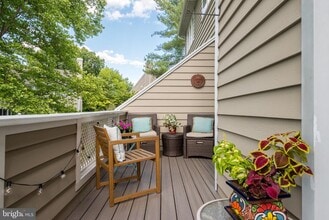 Building Photo - 79 Andover Ct