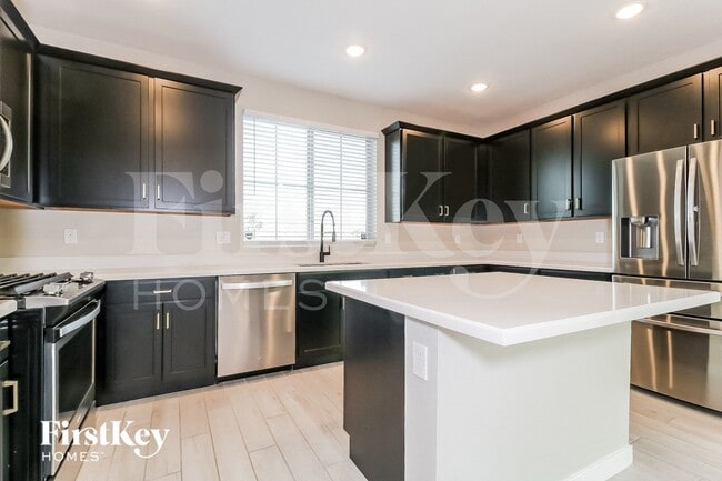 Building Photo - 1852 N 208th Ave