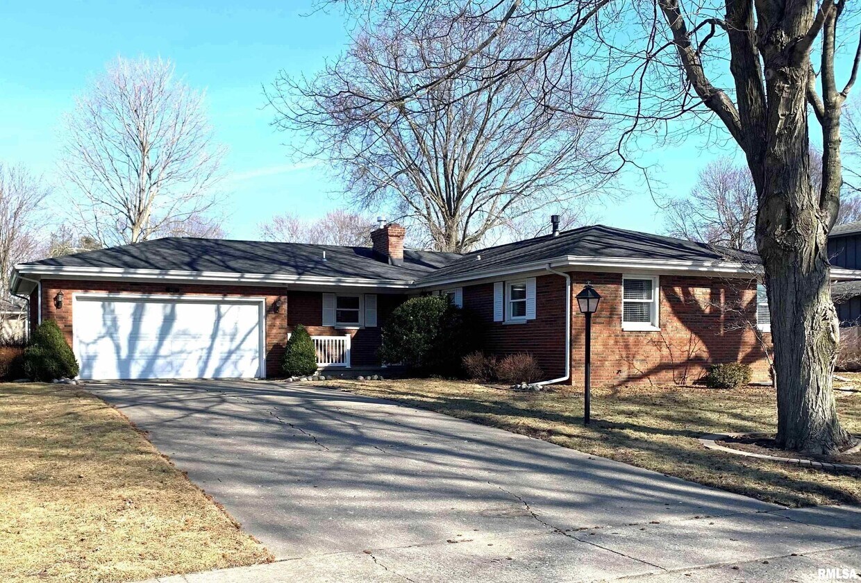 Primary Photo - 3110 Norwood Dr