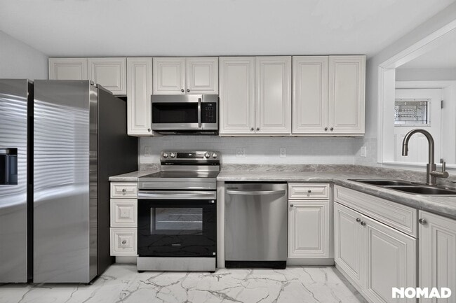 Foto del edificio - 1413 12th St NE