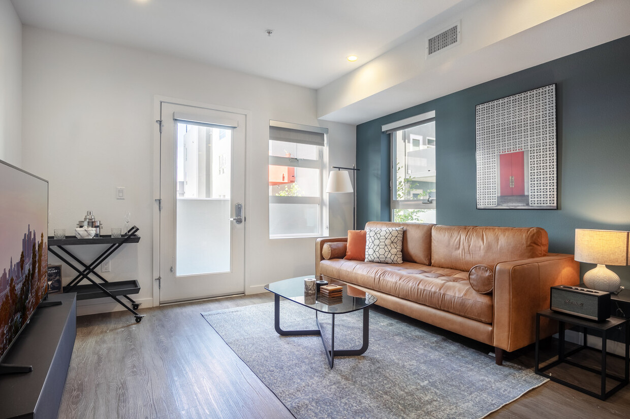 Foto principal - Harlow, 9901 Washington Blvd