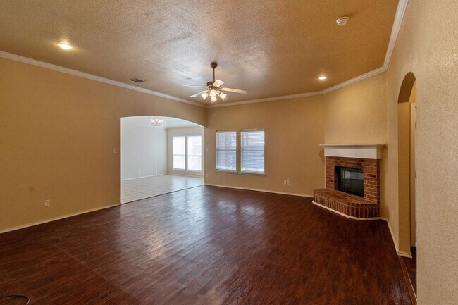 Building Photo - 5200 Archer Dr