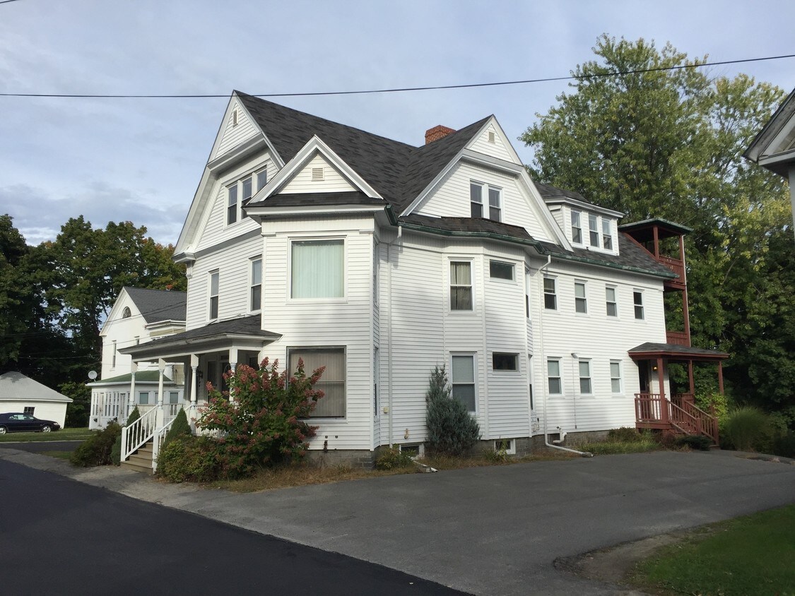 27 Crosby St, Augusta, ME 04330 Apartments 27 Crosby St Augusta, ME