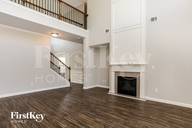 Foto del edificio - 6252 Stonelake Dr SW