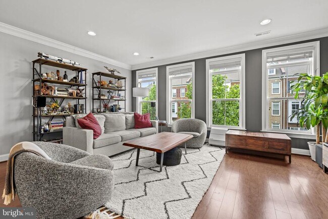 Foto del edificio - 9618 Stockwell Ln