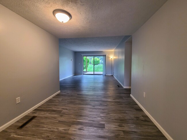 Building Photo - 6590 Chaffee Ct