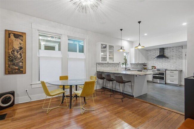 Foto del edificio - 906 Willow St