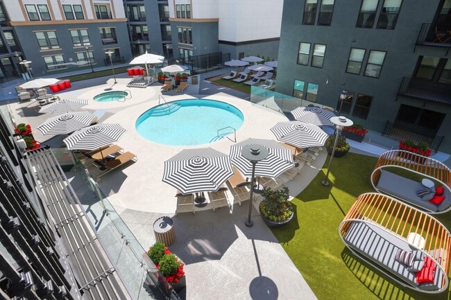 Building Photo - The Harrison