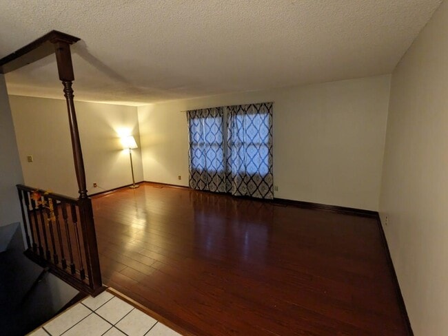 Foto del edificio - 5108 E Looman St