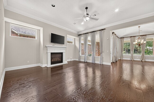 Foto del edificio - 17803 Hayward Hill Dr