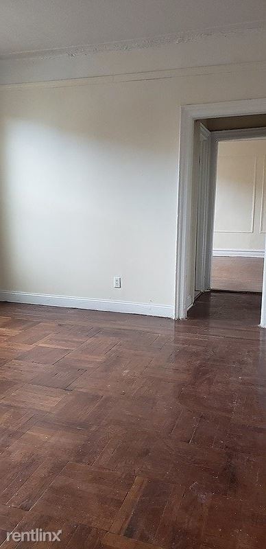 Foto del edificio - 1397 E 2nd St