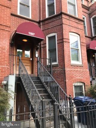 Building Photo - 1107-1106 6th St NW