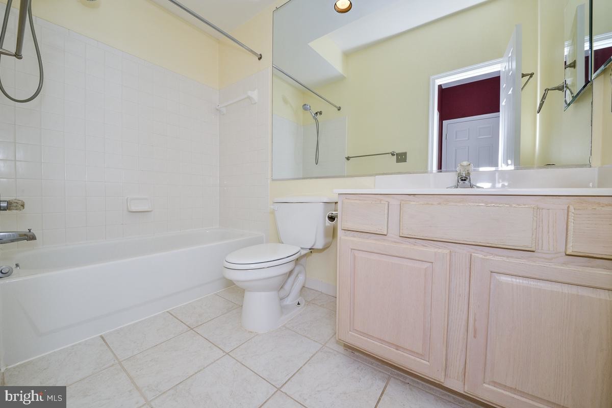 Primary Photo - 11304 Sundial Ct