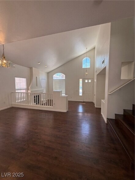 Building Photo - 302 Waterton Lakes Ave