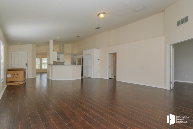 Building Photo - 24549 Victoria Wood Ct
