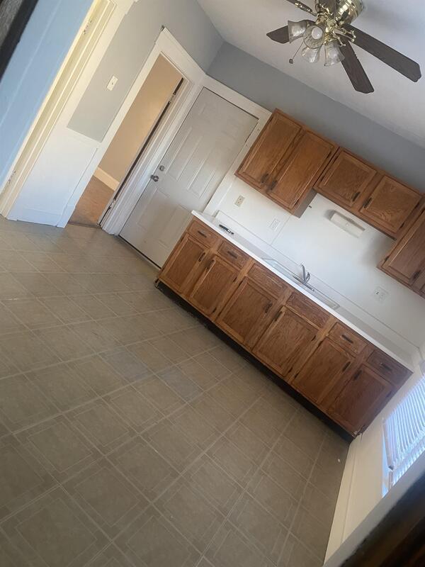 Building Photo - 4110 E 64th St