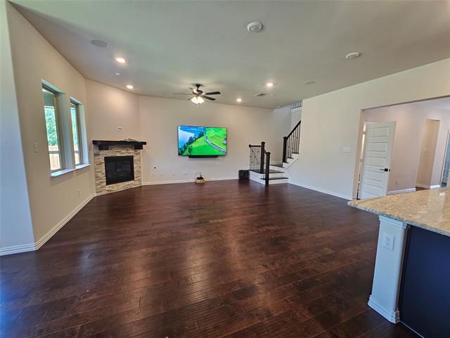 Building Photo - 1005 Baybrook Ln