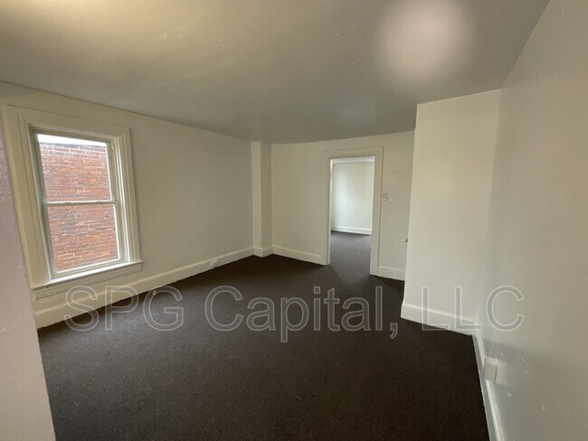 Foto del edificio - 934 W Princess St