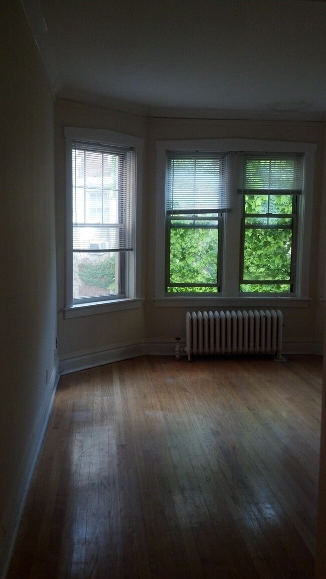 Foto del edificio - 1043 W North Shore Ave