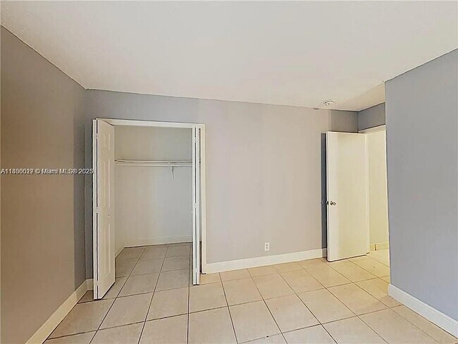 Foto del edificio - 1001 SW 80th Ave