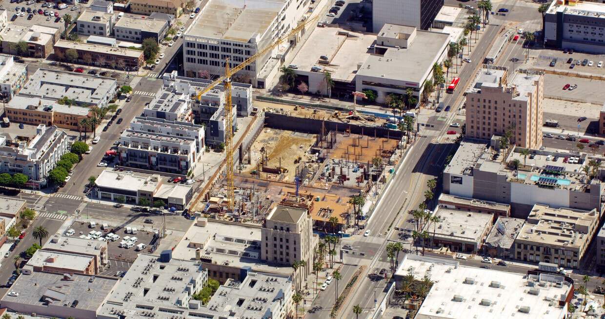 Onni East Village Apartments 232 Long Beach Blvd Long Beach, CA