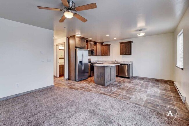 Foto del edificio - 2058 Gold Ave