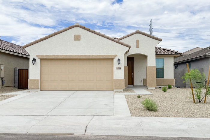 Primary Photo - House at Lower Buckeye Rd/Watson! JOIN THE...