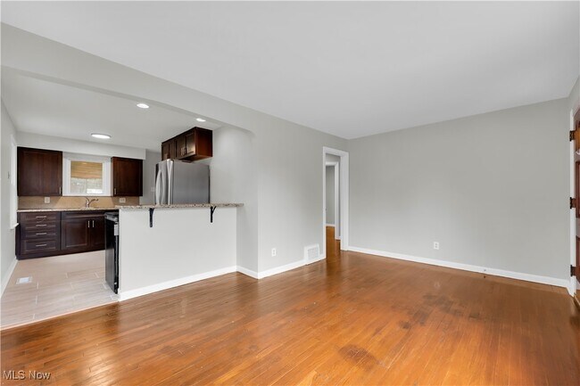 Foto del edificio - 4137 Ellison Rd