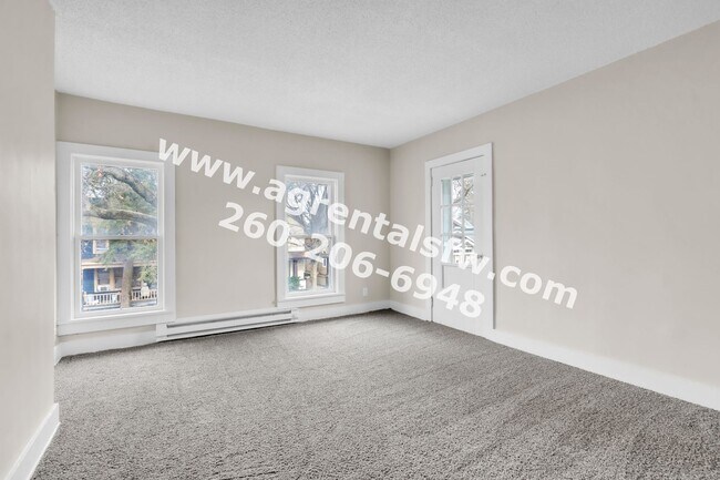 Foto del edificio - 1235 Huestis Ave