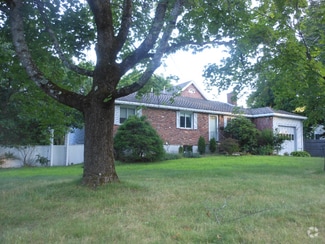 Building Photo - 14 Lyman Rd