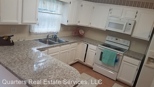 Building Photo - 3 br, 2.5 bath House - 1161 Bent Grass Ln.