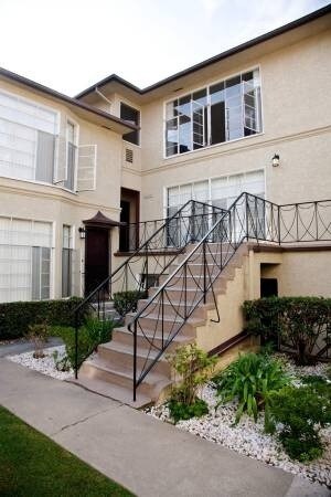 Building Photo - 6300 Orange St