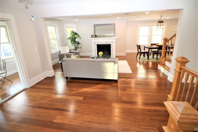 Foto del edificio - 318 Concord Ave