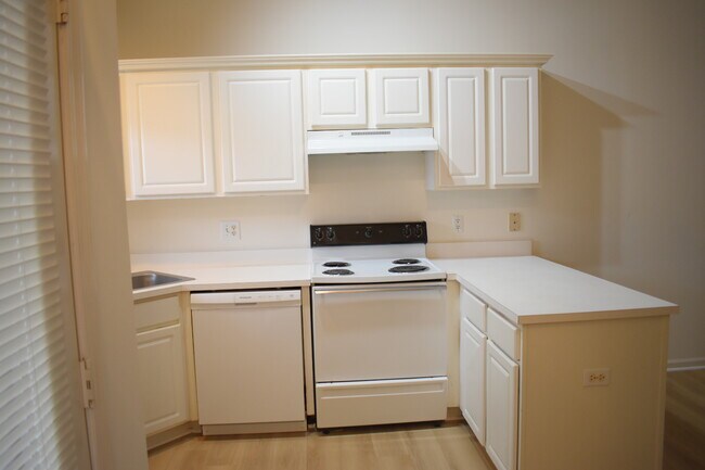 Building Photo - 3627 Merestone Dr
