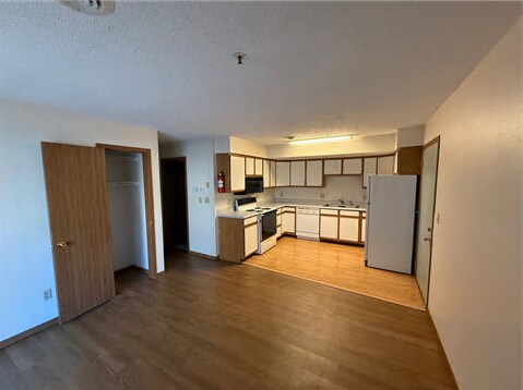 Foto del edificio - 426 S Johnson St