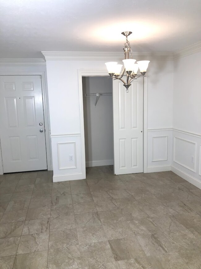 Dining Room - 5 Timberwood Dr