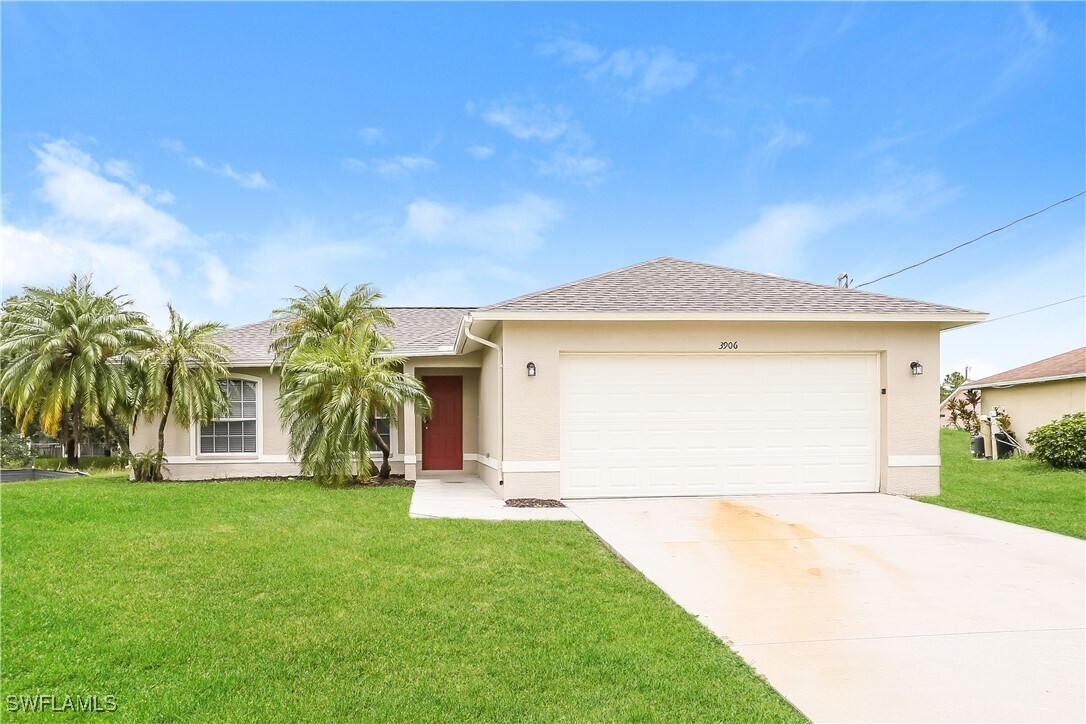 Foto principal - 3906 12th St W