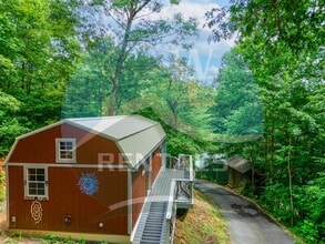 Building Photo - 107 Loveland Vis